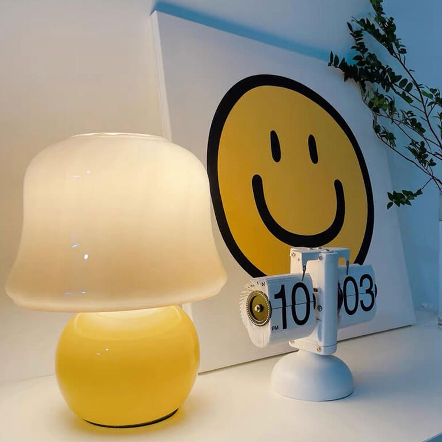 French Creative Cream Mushroom Design 1-Light Table Lamp