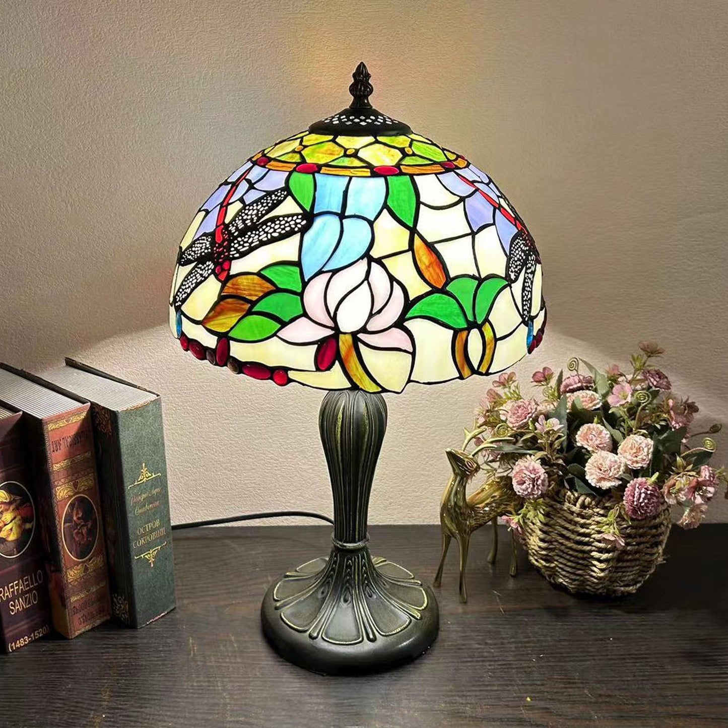 Traditional Tiffany Metal Glass Dome Grape Flower Dragonfly Butterfly 1-Light Table Lamp For Bedside