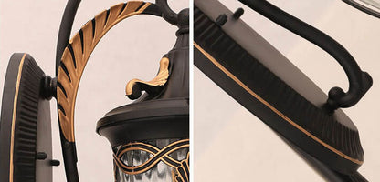 مصباح حائط خارجي مقاوم للماء من خشب القيقب الأوروبي مزود بمصباح واحد 