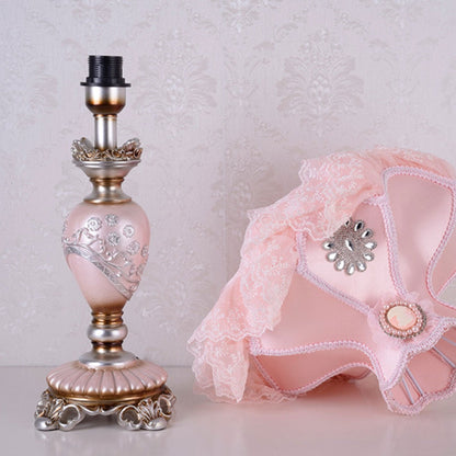 European-style Rustic Lace Resin 1-Light Table Lamp