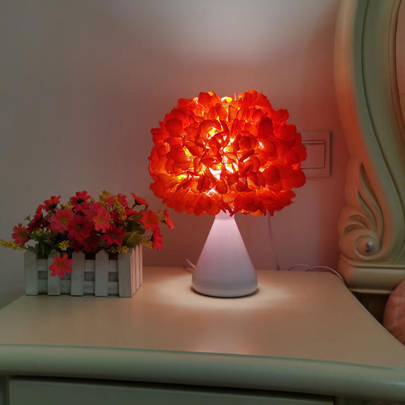 Fabric Simulation Gourd Flower Bouquet Design 1-Light Table Lamp