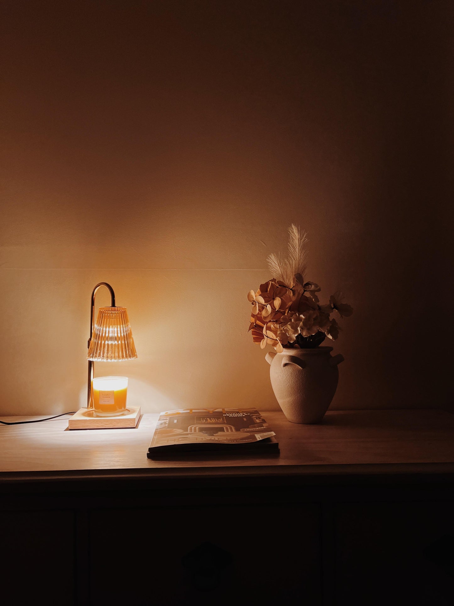 BulbBoss-The Elegance Candle Warmer
