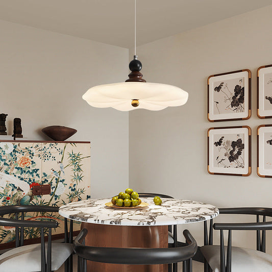 Traditional Vintage Flower Shaped Iron Rubberwood Plastic LED Pendant Light For Dining Room