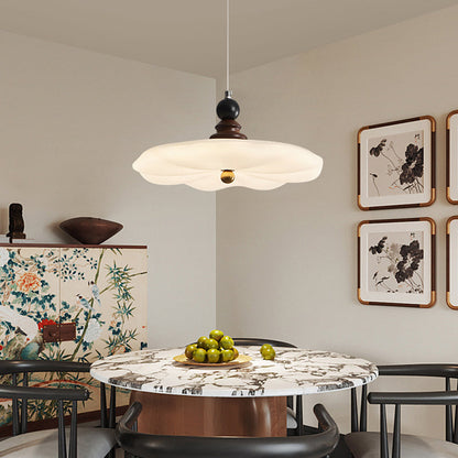 Traditional Vintage Flower Shaped Iron Rubberwood Plastic LED Pendant Light For Dining Room
