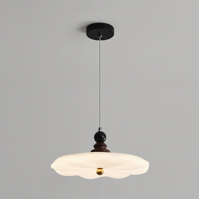 Traditional Vintage Flower Shaped Iron Rubberwood Plastic LED Pendant Light For Dining Room