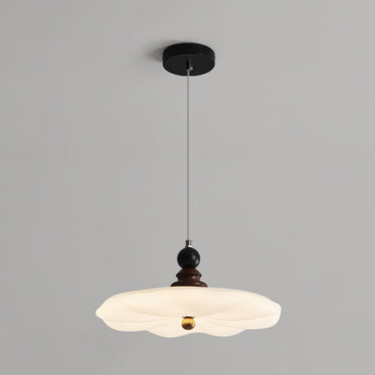 Traditional Vintage Flower Shaped Iron Rubberwood Plastic LED Pendant Light For Dining Room