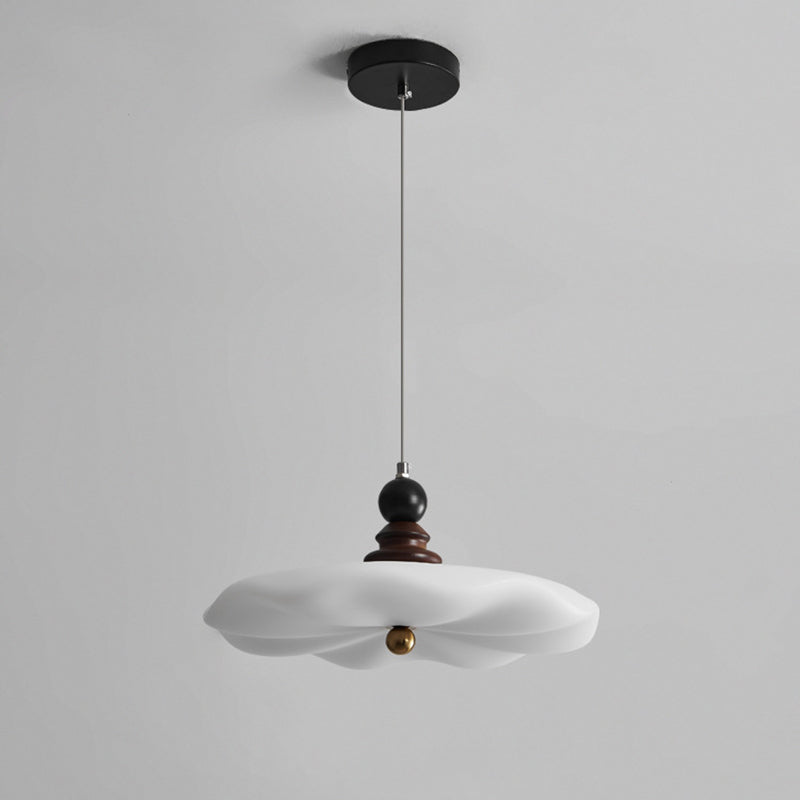 Traditional Vintage Flower Shaped Iron Rubberwood Plastic LED Pendant Light For Dining Room