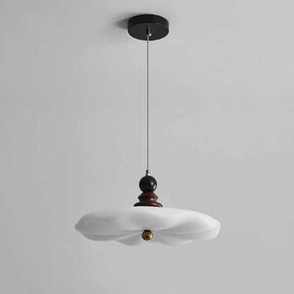 Traditional Vintage Flower Shaped Iron Rubberwood Plastic LED Pendant Light For Dining Room