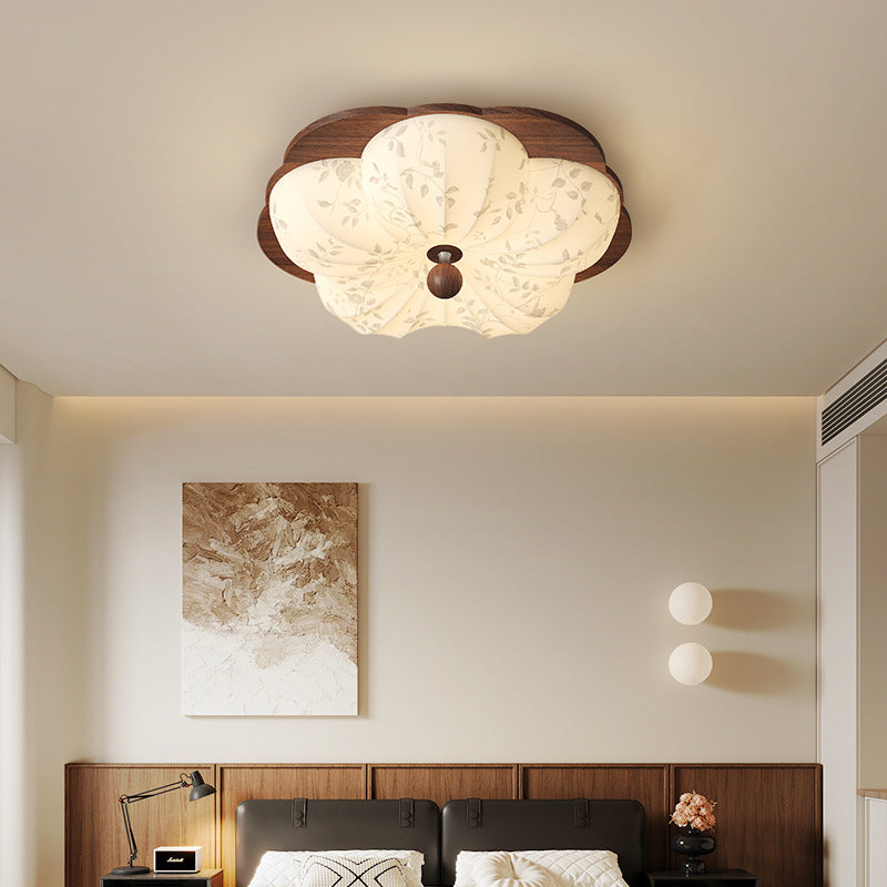 Traditional Vintage Flower Shaped Iron Wood Fabric LED Flush Mount Ceiling Light For Bedroom