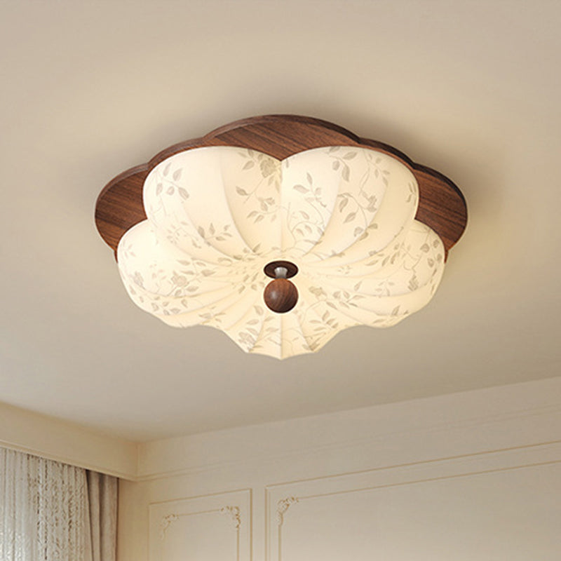 Traditional Vintage Flower Shaped Iron Wood Fabric LED Flush Mount Ceiling Light For Bedroom
