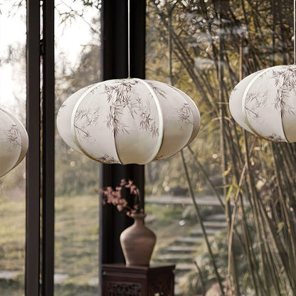 Traditional Chinese Lantern Shaped Metal Fabric 1-Light Pendant Light For Dining Room
