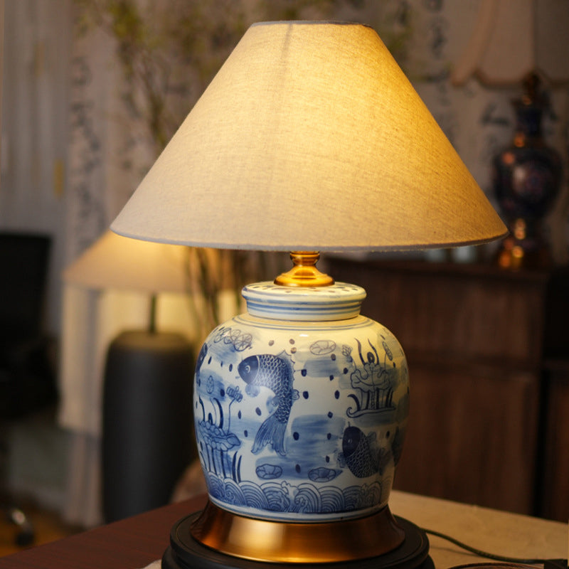 Traditional Chinese Vase-shaped Ceramic Hardware Fabric 1-Light Table Lamp For Bedroom