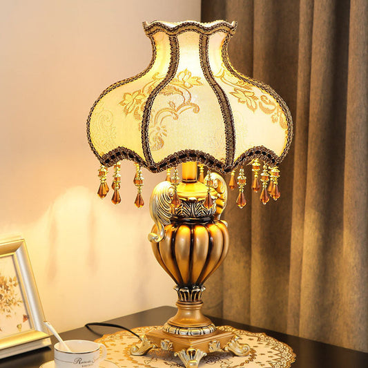 Traditional Luxury Flower-Shaped Cylindrical Metal Resin Fabric 1-Light Table Lamp For Bedroom