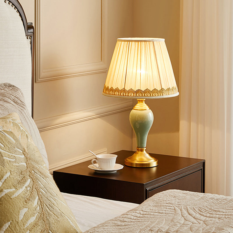 Traditional Vintage Cylindrical Copper Ceramic Linen 1-Light Table Lamp For Bedroom