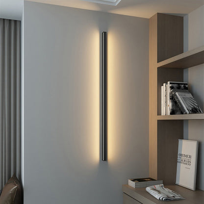 مصباح حائط LED طويل من الألومنيوم والحديد بتصميم عصري بسيط لغرفة المعيشة 