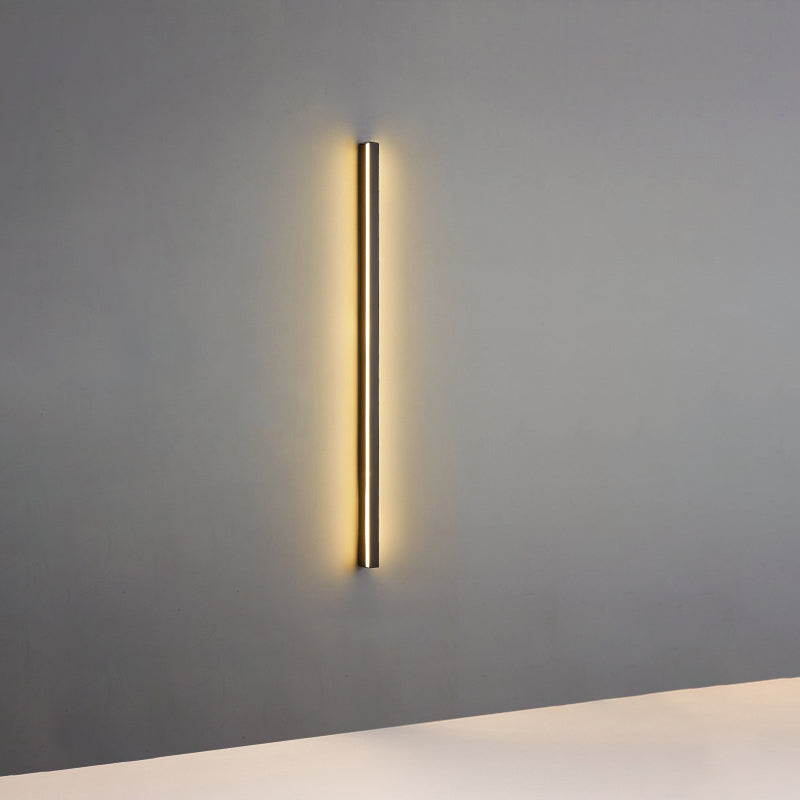 مصباح حائط LED طويل من الألومنيوم والحديد بتصميم عصري بسيط لغرفة المعيشة 