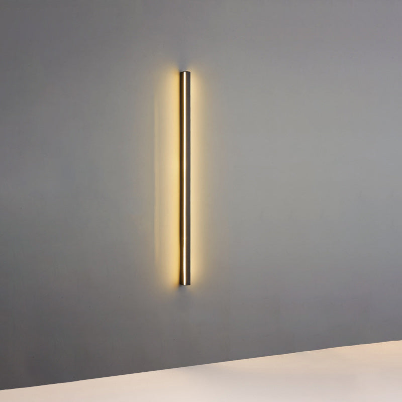 مصباح حائط LED طويل من الألومنيوم والحديد بتصميم عصري بسيط لغرفة المعيشة 
