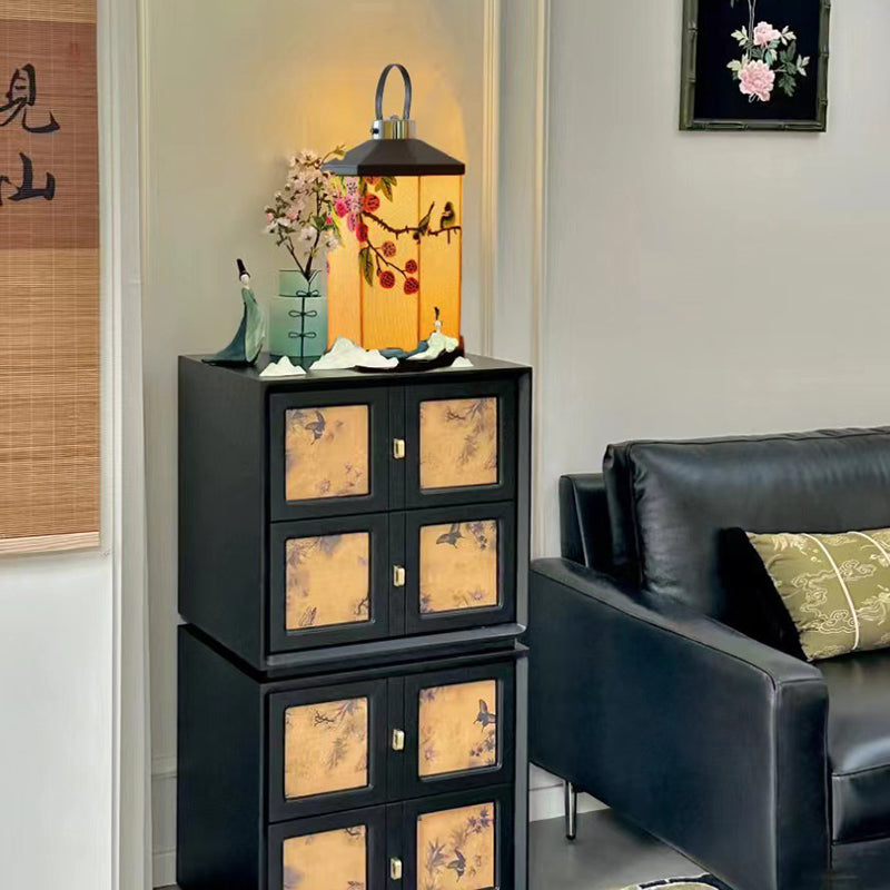 Traditional Vintage Embroidery Pattern Iron Fabric LED Table Lamp For Living Room