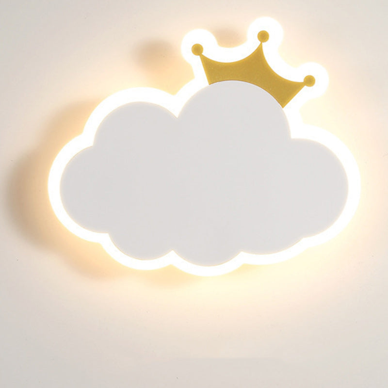 مصباح حائط LED من الأكريليك والحديد بتصميم بسيط وعصري على شكل غيوم بجانب السرير 