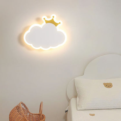مصباح حائط LED من الأكريليك والحديد بتصميم بسيط وعصري على شكل غيوم بجانب السرير 