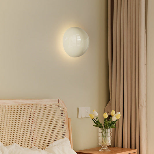 مصباح حائط LED بتصميم عصري بسيط مصنوع من خرز دائري كامل من الحديد لغرفة النوم