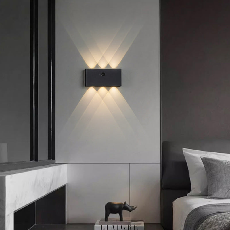 مصباح حائط LED مستطيل الشكل مصنوع من الألومنيوم بالكامل بتصميم عصري بسيط لغرفة المعيشة 