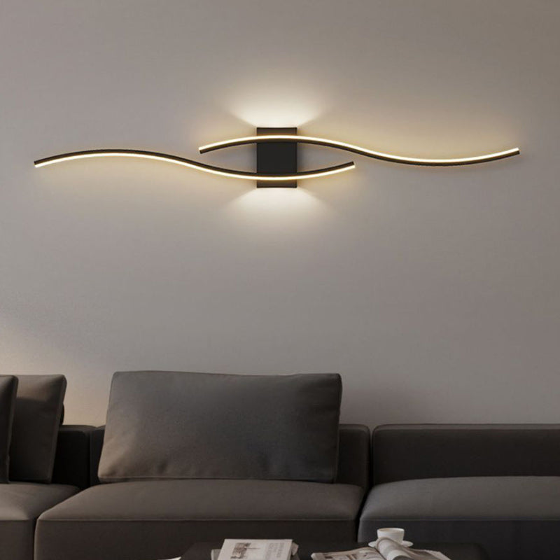 مصباح حائط LED من الأكريليك المصنوع من الحديد المنحني الطويل بتصميم عصري بسيط لغرفة المعيشة 