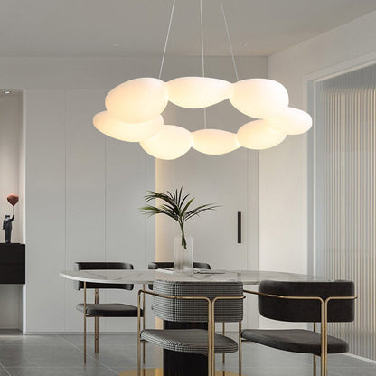 ثريا LED بتصميم معاصر من البولي إيثيلين بتصميم حصى اسكندنافي لغرفة الطعام