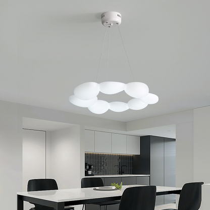 ثريا LED بتصميم معاصر من البولي إيثيلين بتصميم حصى اسكندنافي لغرفة الطعام