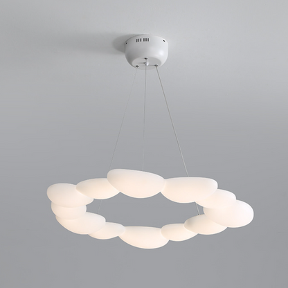 ثريا LED بتصميم معاصر من البولي إيثيلين بتصميم حصى اسكندنافي لغرفة الطعام