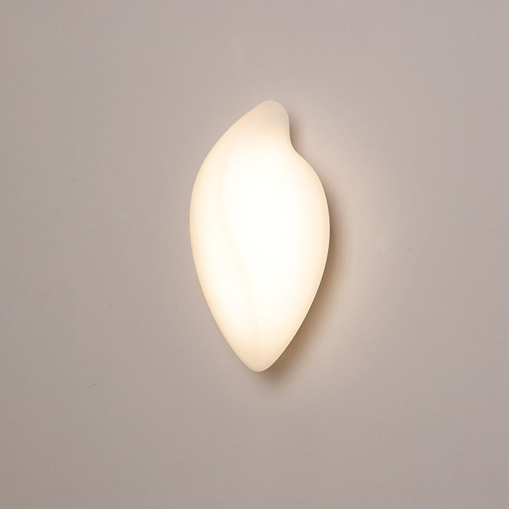 مصباح حائط LED بتصميم عصري بسيط على شكل ورقة كريمية الشكل مصنوع من الحديد المقولب الدوار لغرفة المعيشة