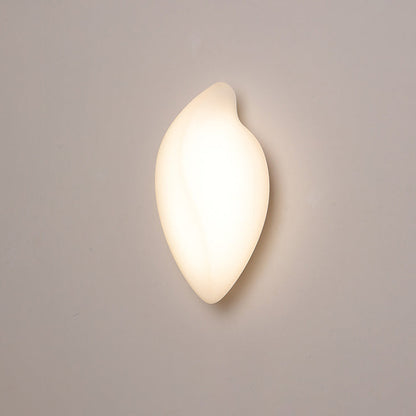 مصباح حائط LED بتصميم عصري بسيط على شكل ورقة كريمية الشكل مصنوع من الحديد المقولب الدوار لغرفة المعيشة