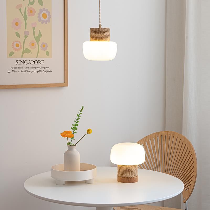 ثريات LED بتصميم ياباني تقليدي على شكل فطر زجاجي، مصنوعة من حبل القنب، بقاعدة مستديرة من خشب البلوط، مناسبة لغرفة الطعام 