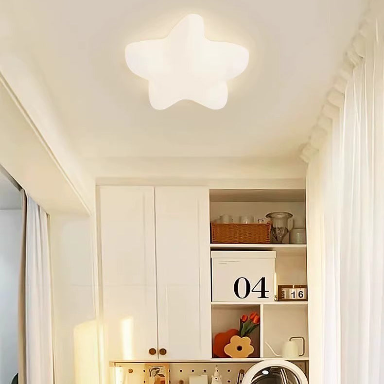 Contemporary Creative Cloud Pentagram Leaf Hardware PE LED Flush Mount Ceiling Light For Bedroom