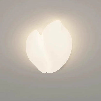 Contemporary Creative Cloud Pentagram Leaf Hardware PE LED Flush Mount Ceiling Light For Bedroom
