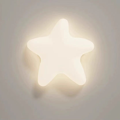 Contemporary Creative Cloud Pentagram Leaf Hardware PE LED Flush Mount Ceiling Light For Bedroom
