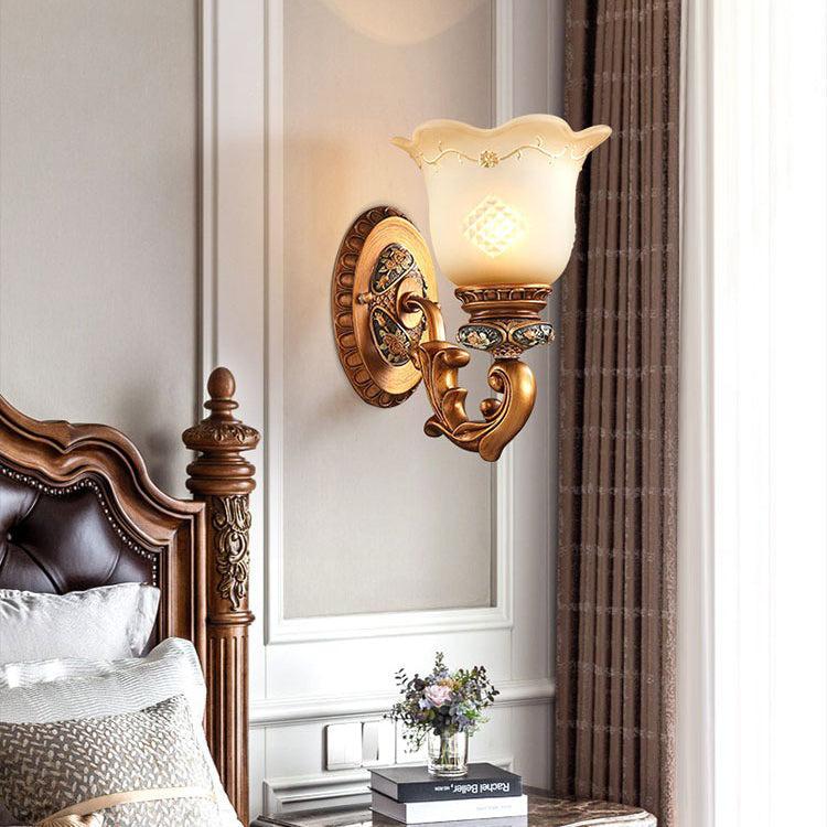 Traditional European Morning Glory Resin Glass 1 - Light Wall Sconce Lamp For Hallways