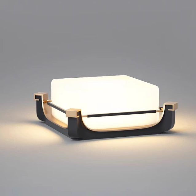 Modern Minimalist Waterproof Stainless Steel PC Columnar Solar LED Outdoor Light For Garden