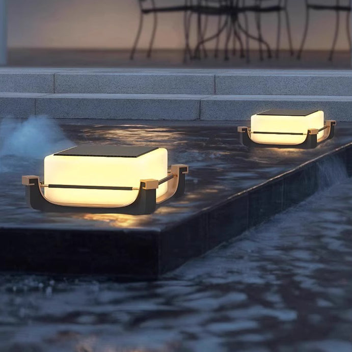 Modern Minimalist Waterproof Stainless Steel PC Columnar Solar LED Outdoor Light For Garden