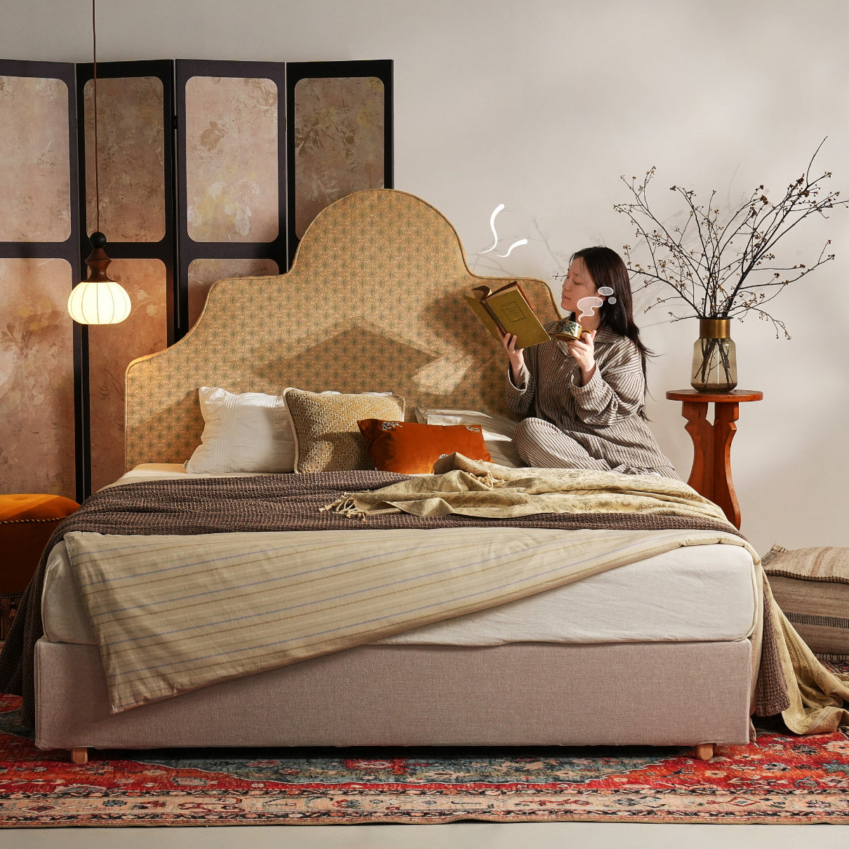 Detachable Dual-Tone Leather & Fabric Covers - Elegant French Curved Headboard Bed Frame For Your Bedroom