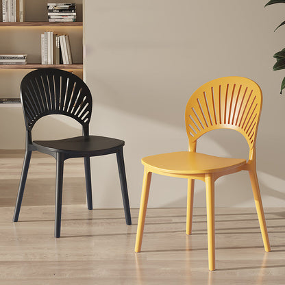 Contemporary Nordic Square PP Plastic Dining Chair Scalloped Backrest For Dining Room