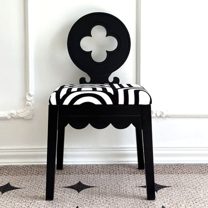 Traditional French Round Clover Backrest Square Upholstered Fabric Wood Vanity Stool For Bedroom