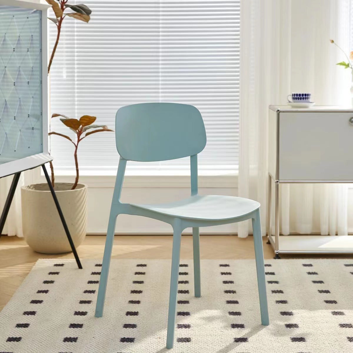 Contemporary Nordic Square PP Plastic Dining Chair Backrest For Dining Room