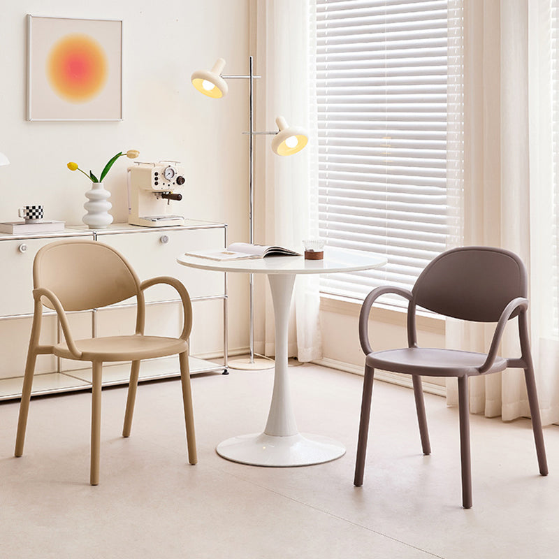 Modern Minimalist PP Plastic Round Curved Dining Chair Backrest Armrests For Dining Room