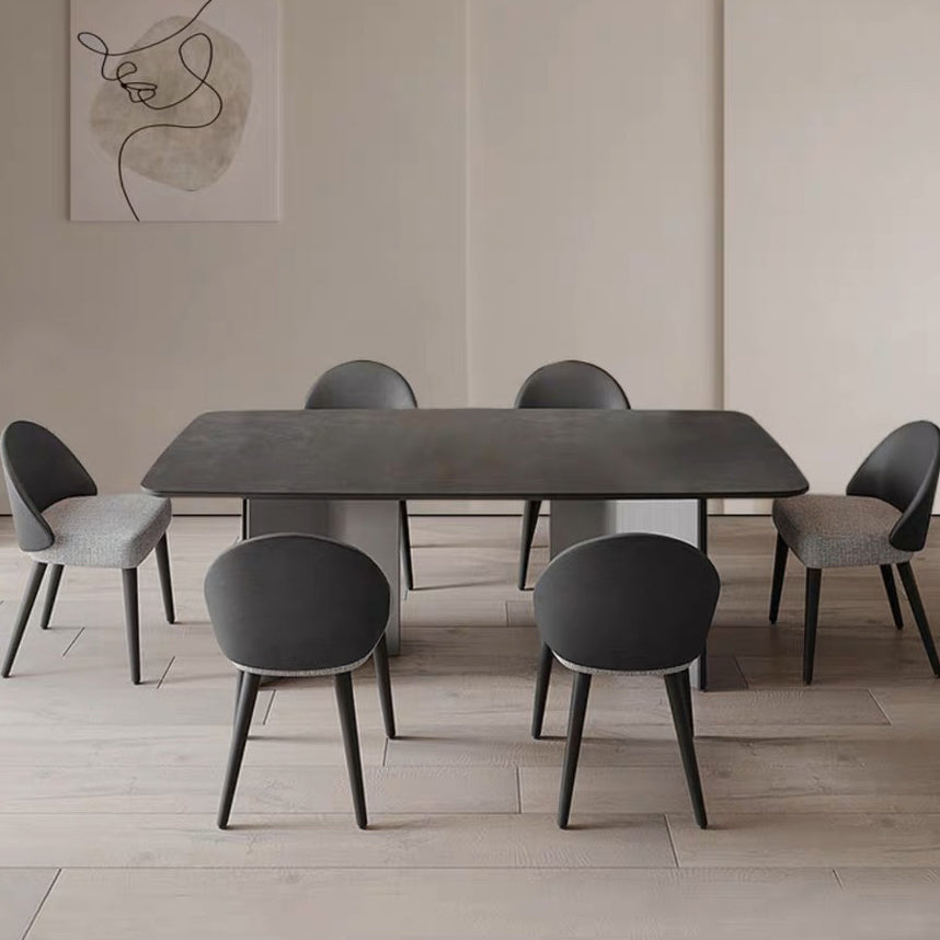 Moderner minimalistischer Esszimmerstuhl mit quadratischer, ovaler und gebogener Rückenlehne und Armlehne aus Baumwolle, Leinen, Kunstleder, Holz und Schwamm für den Essbereich 