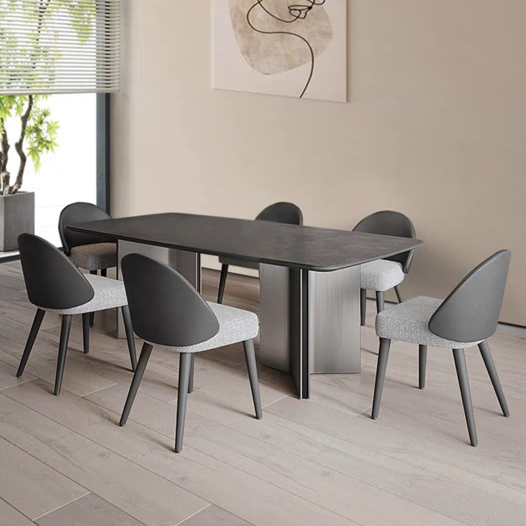 Moderner minimalistischer Esszimmerstuhl mit quadratischer, ovaler und gebogener Rückenlehne und Armlehne aus Baumwolle, Leinen, Kunstleder, Holz und Schwamm für den Essbereich 