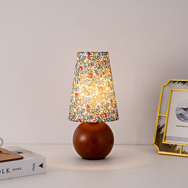 Traditional Vintage Round Table Solid Wood Fabric 1-Light Table Lamp For Bedroom