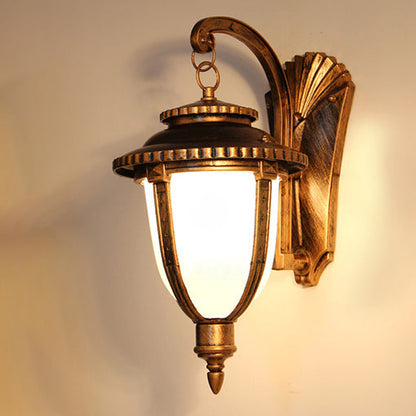 Traditional European Aluminum & Glass Patterned Lampshade Round Carved 1-Light Outdoor Wall Sconce Garden & Balcony