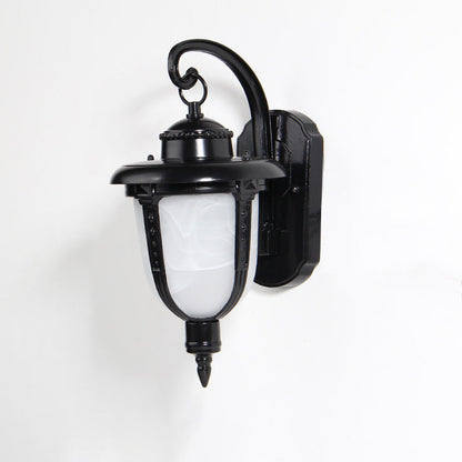 Traditional European Aluminum & Glass Patterned Lampshade Round Carved 1-Light Outdoor Wall Sconce Garden & Balcony