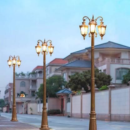 Traditional European Aluminum Water Glass Post Lamp 3-Light Outdoor Light For Garden